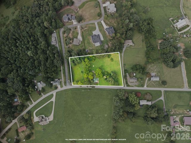 250 Justice Ridge Road, Candler, NC 28715