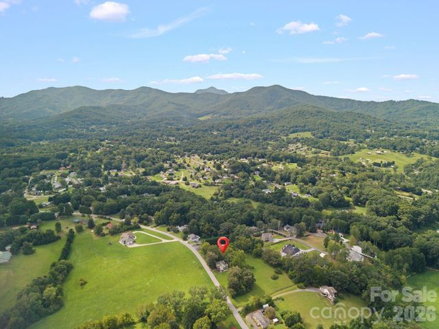 250 Justice Ridge Road, Candler, NC 28715