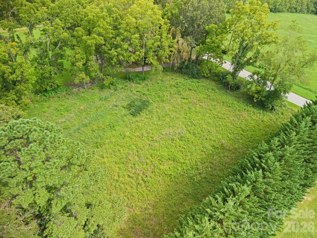250 Justice Ridge Road, Candler, NC 28715
