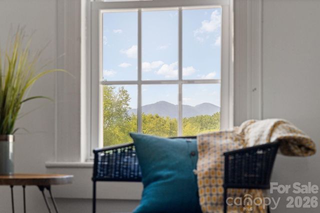 250 Justice Ridge Road, Candler, NC 28715