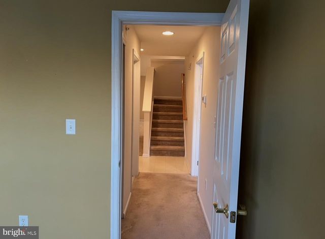 1830 NATHAN DR, Cinnaminson, NJ 08077