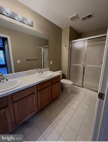 1830 NATHAN DR, Cinnaminson, NJ 08077