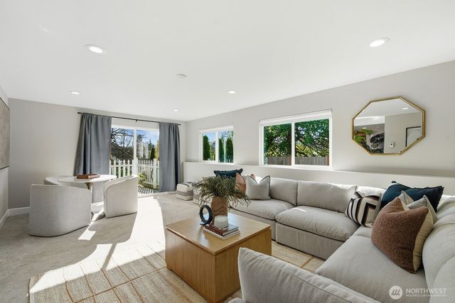 7511 41st Avenue NE, Seattle, WA 98115