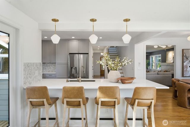 7511 41st Avenue NE, Seattle, WA 98115