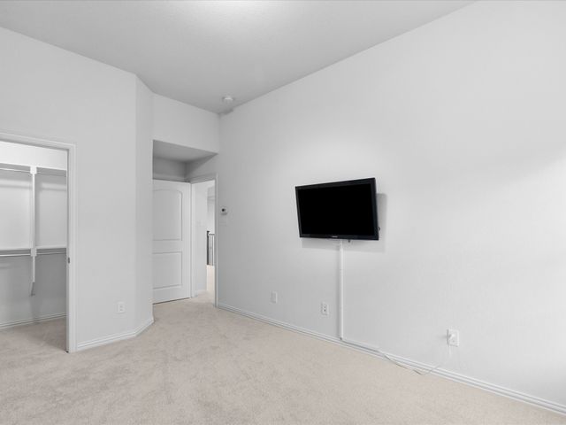 817 Winehart Street, Lewisville, TX 75056