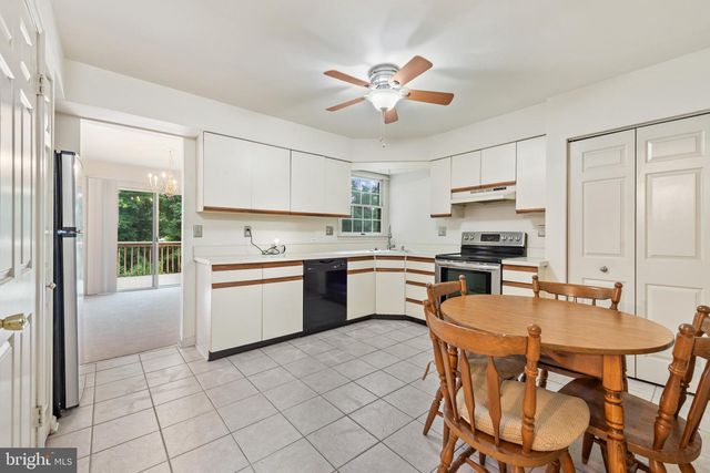 2001 VISTA LN, Lutherville Timonium, MD 21093