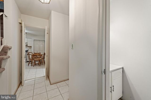 2001 VISTA LN, Lutherville Timonium, MD 21093