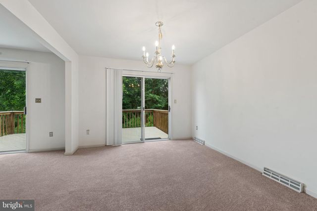 2001 VISTA LN, Lutherville Timonium, MD 21093