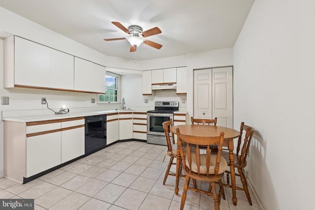 2001 VISTA LN, Lutherville Timonium, MD 21093
