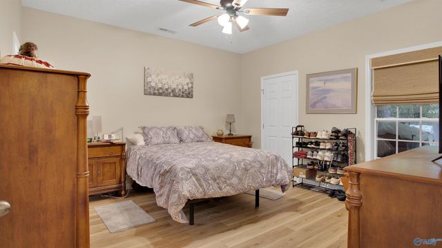 118 Santana Drive, Athens, AL 35611