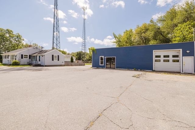 817 State Rd, Westport, MA 02790