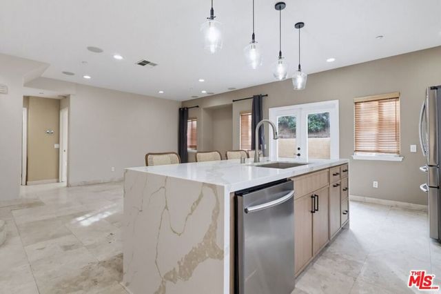 5187 Knollwood Way, Woodland Hills, CA 91364