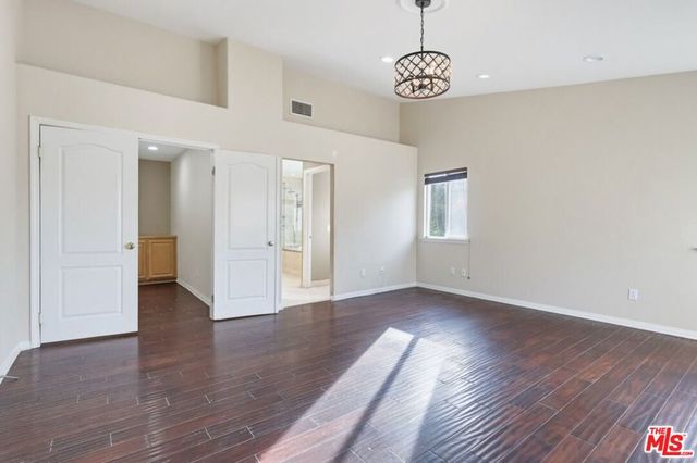 5187 Knollwood Way, Woodland Hills, CA 91364