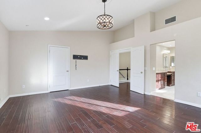 5187 Knollwood Way, Woodland Hills, CA 91364