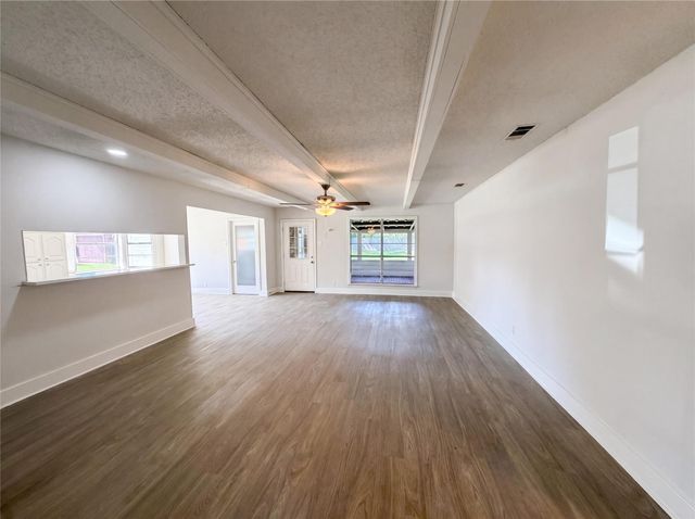 5917 Raza Road, Pearland, TX 77584