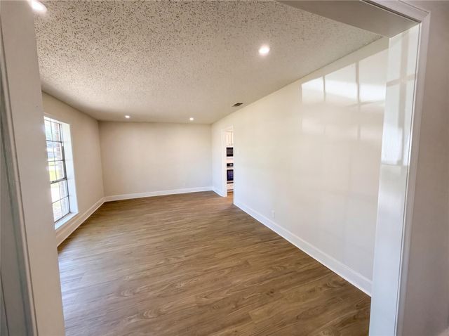 5917 Raza Road, Pearland, TX 77584