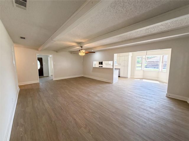 5917 Raza Road, Pearland, TX 77584