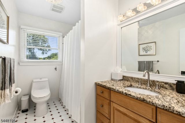 356 Longview Dr, Mountainside Boro, NJ 07092