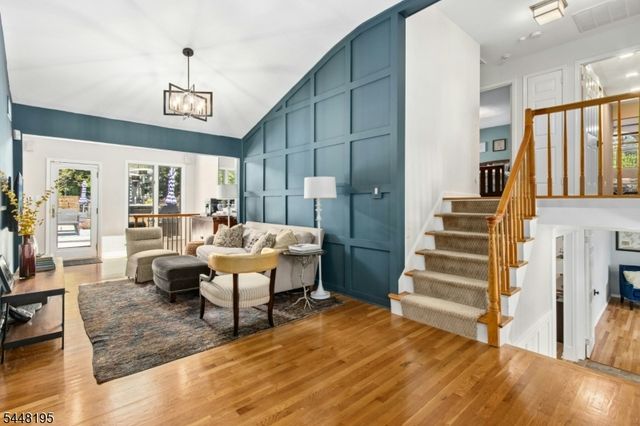 356 Longview Dr, Mountainside Boro, NJ 07092