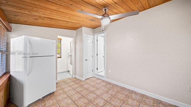 170 Poinsettia CIR NE, Port Charlotte, FL 33952