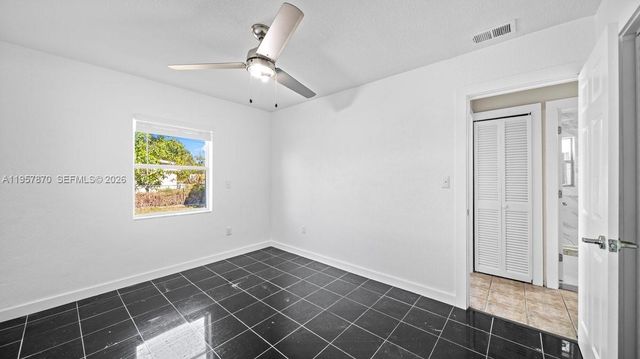 170 Poinsettia CIR NE, Port Charlotte, FL 33952