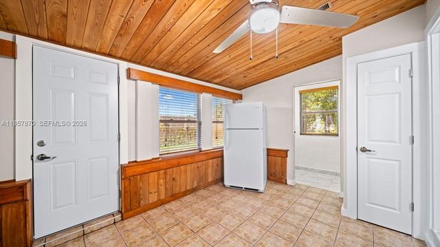 170 Poinsettia CIR NE, Port Charlotte, FL 33952