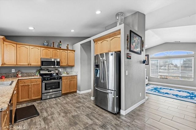 19251 Vine Street, Hesperia, CA 92345