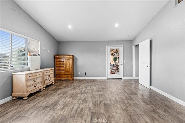 19251 Vine Street, Hesperia, CA 92345