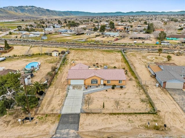 19251 Vine Street, Hesperia, CA 92345