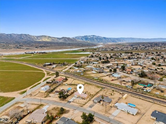 19251 Vine Street, Hesperia, CA 92345