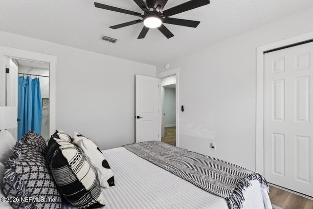 1067 WILLOW COVE Court W, Jacksonville, FL 32233