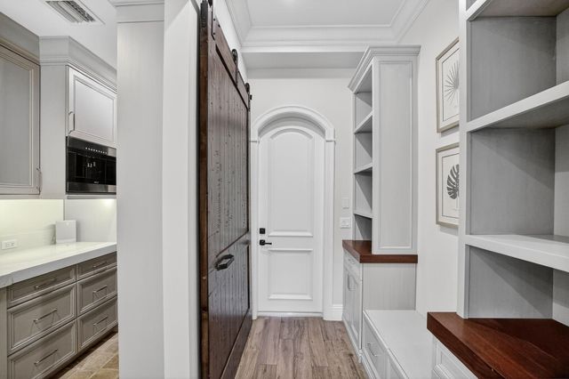 2425 Delmar Place, Fort Lauderdale, FL 33301