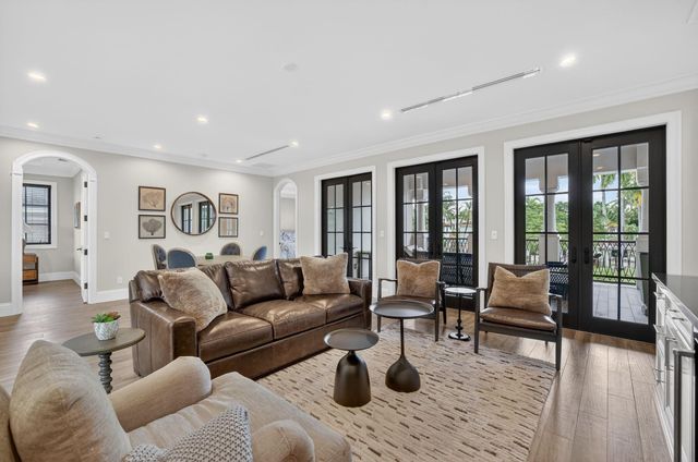 2425 Delmar Place, Fort Lauderdale, FL 33301