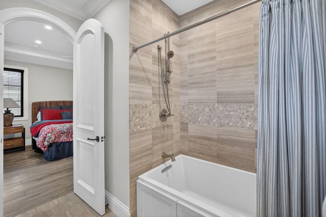 2425 Delmar Place, Fort Lauderdale, FL 33301