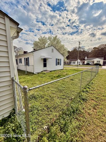 4146 East Pine Street, Farmville, NC 27828