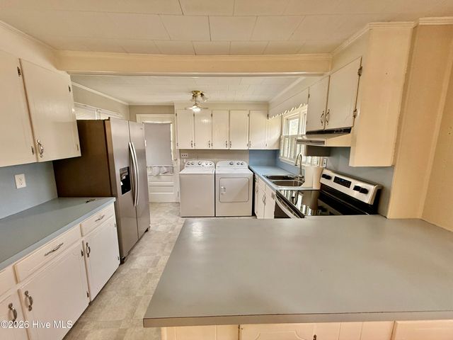 4146 East Pine Street, Farmville, NC 27828