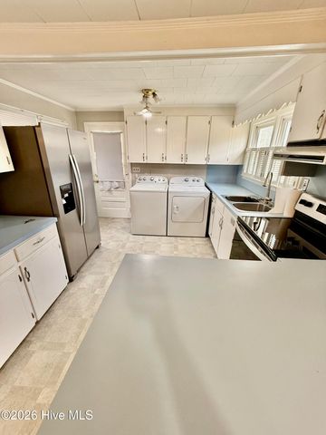 4146 East Pine Street, Farmville, NC 27828