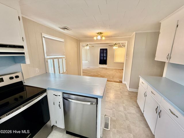 4146 East Pine Street, Farmville, NC 27828