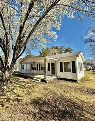 4146 East Pine Street, Farmville, NC 27828