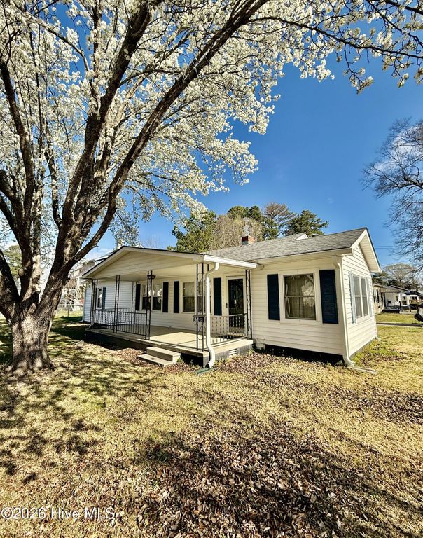 4146 East Pine Street, Farmville, NC 27828