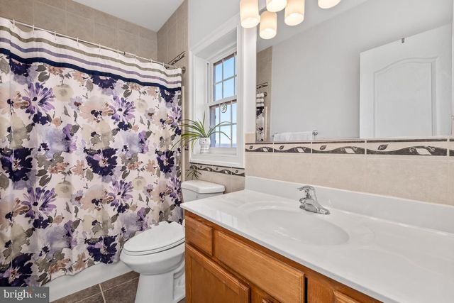 8419 CARPET RD, New Tripoli, PA 18066