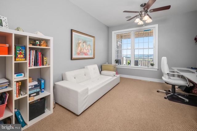 8419 CARPET RD, New Tripoli, PA 18066