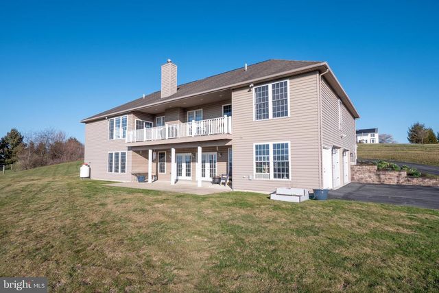 8419 CARPET RD, New Tripoli, PA 18066