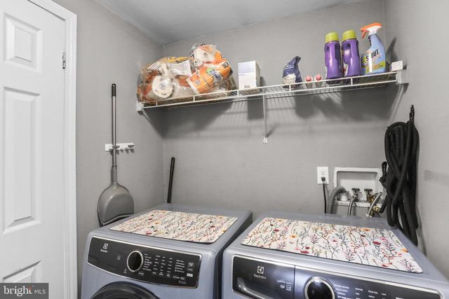 964 AUBEL RD, Delta, PA 17314