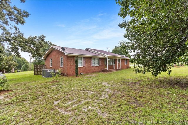 423 Posey Farm Road, Raeford, NC 28376