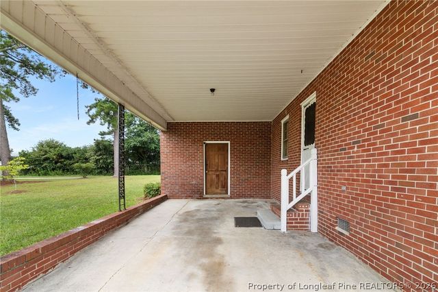 423 Posey Farm Road, Raeford, NC 28376