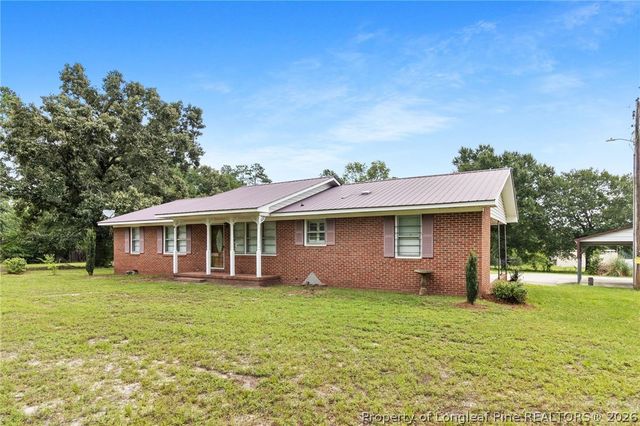 423 Posey Farm Road, Raeford, NC 28376