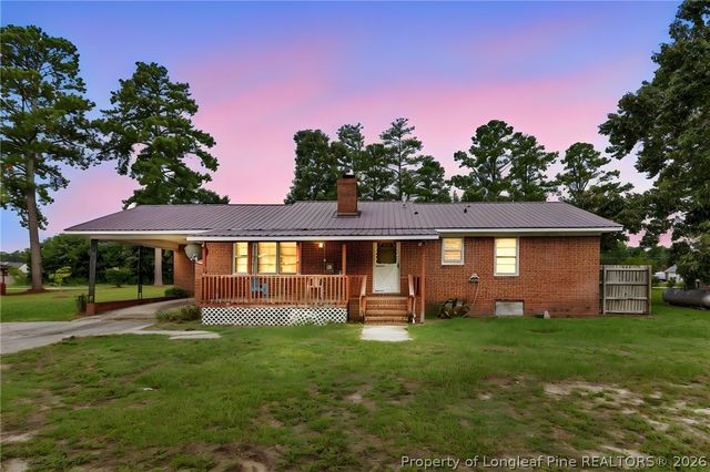 423 Posey Farm Road, Raeford, NC 28376