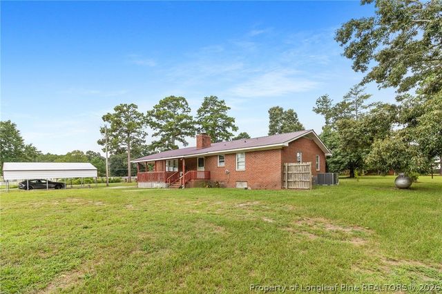 423 Posey Farm Road, Raeford, NC 28376