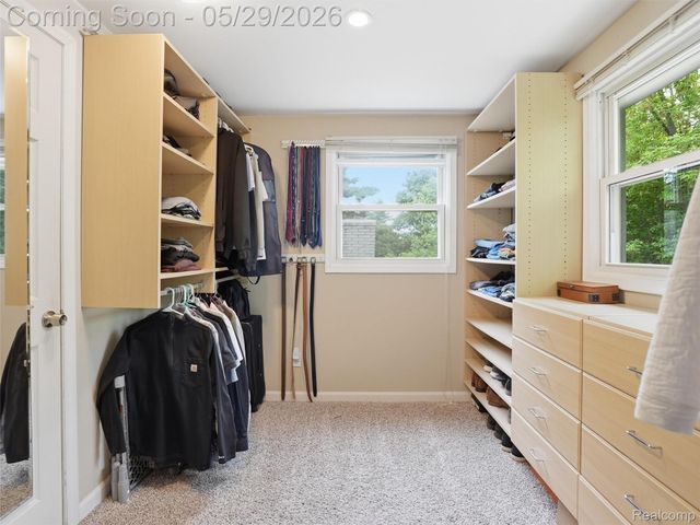 3324 Hartslock Woods Drive, West Bloomfield Charter Township, MI 48322